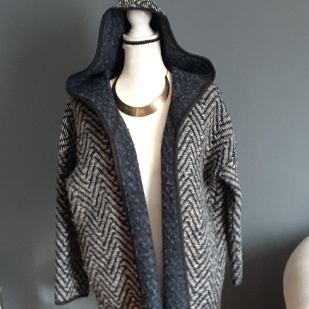 Madewell aranbone hooded wrap coat sz XS